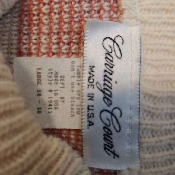 Vintage Carriage Court Floral Sweater - Picture 2 of 4